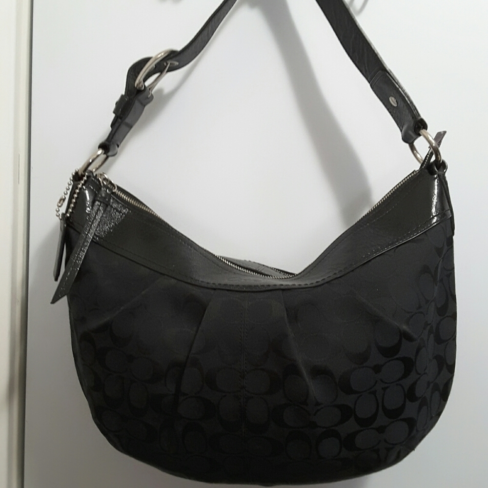 Coach hobo style shoulder bag